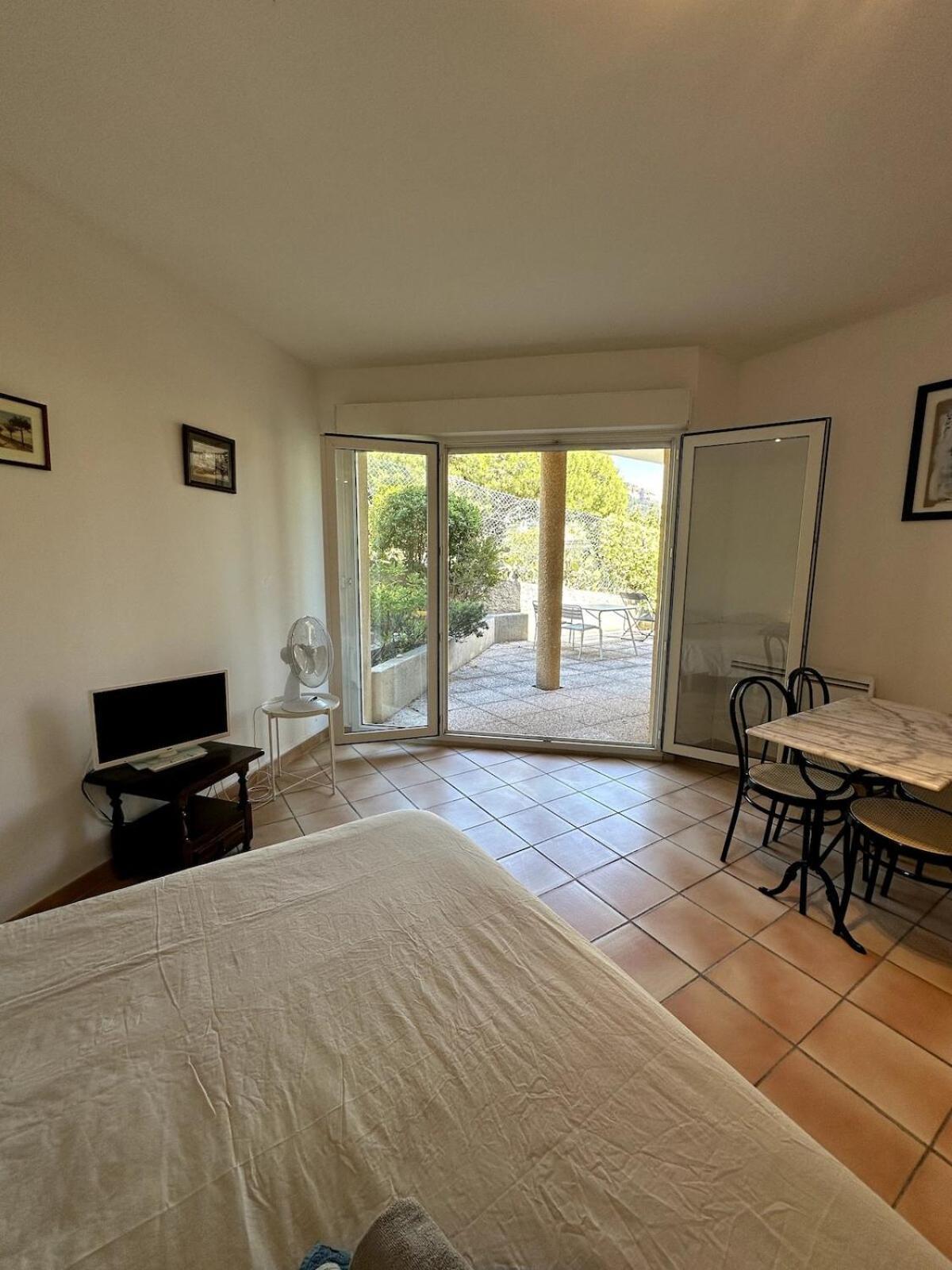 Le Cap Appartement Cassis Buitenkant foto